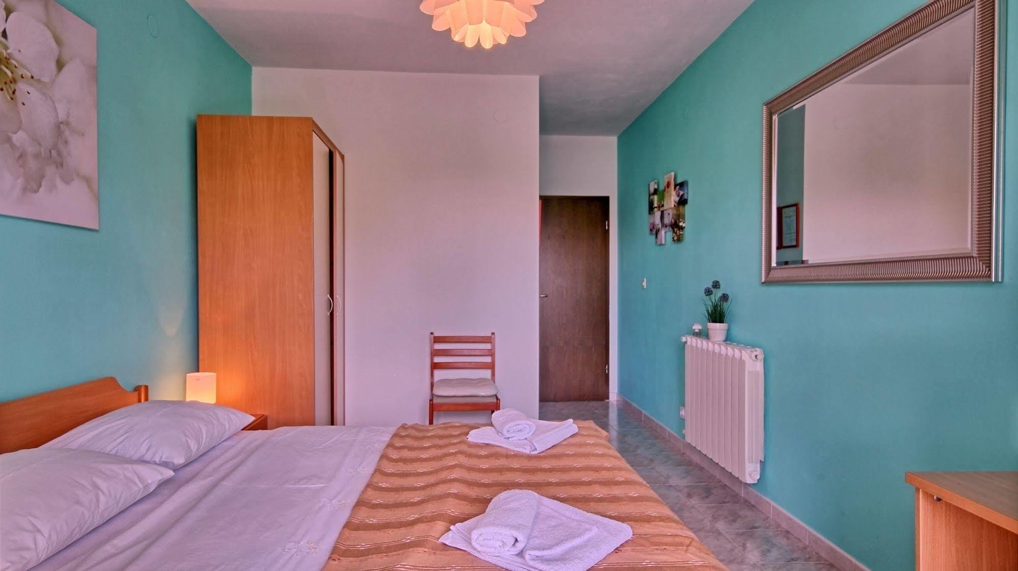 Guest House Ambienti روفينج المظهر الخارجي الصورة